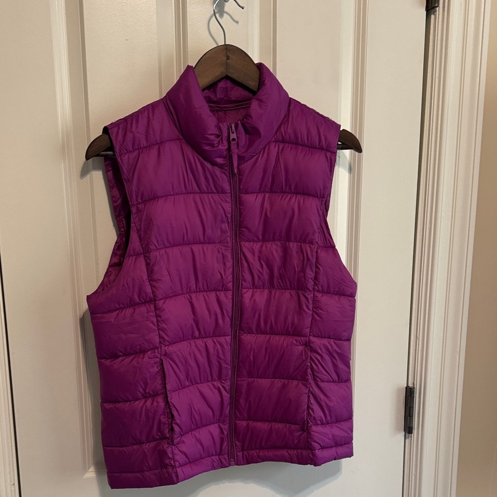 Love Tree Purple Puffer Vest size large
